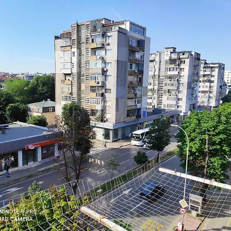 Above Varchev